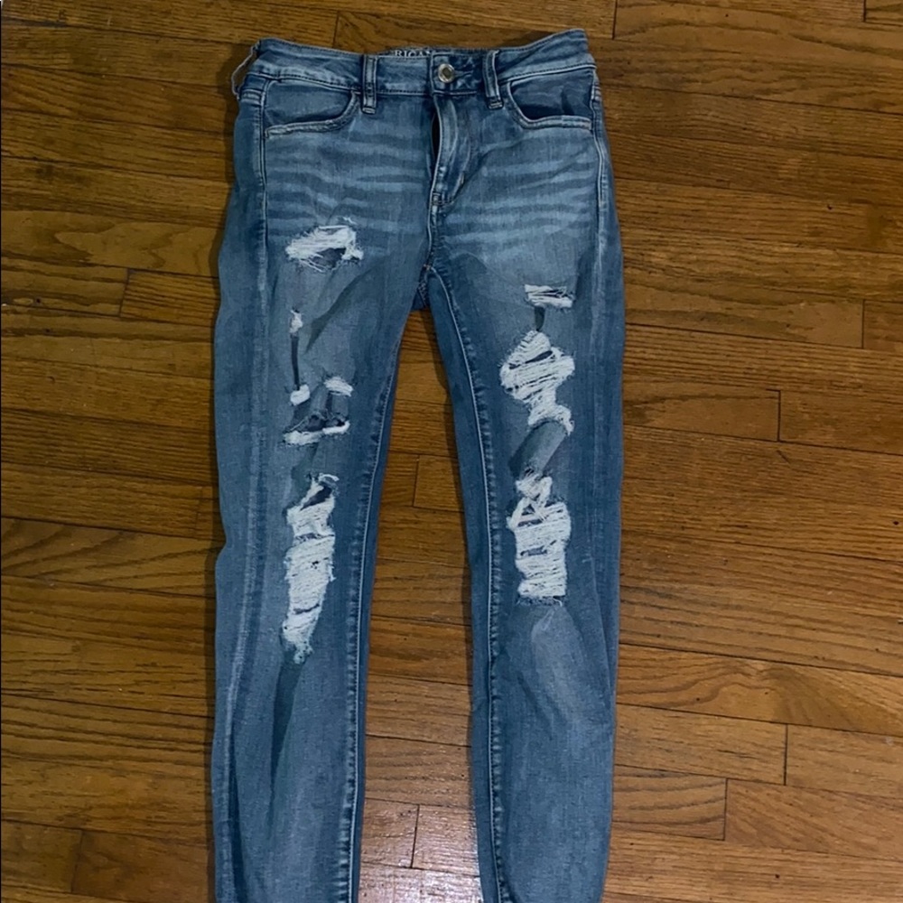 Ripped American Eagle Skinny Jeans